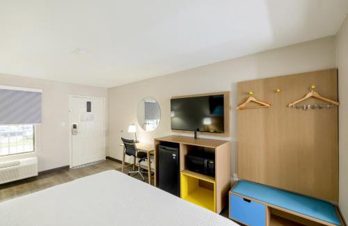Bossier City Hotel | Days Inn & Suites by Wyndham Bossier City - Casino Area