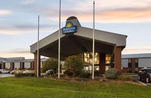 Indianapolis Hotel | Days Inn & Suites by Wyndham Northwest Indianapolis