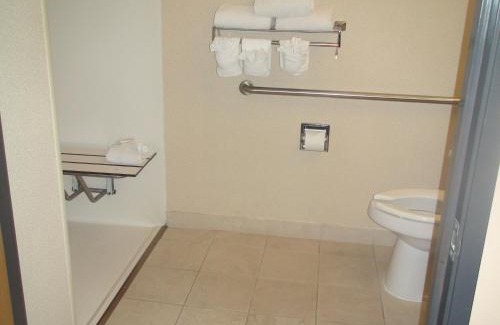 Victory Hills Hotel | Days Inn & Suites by Wyndham Airport Albuquerque