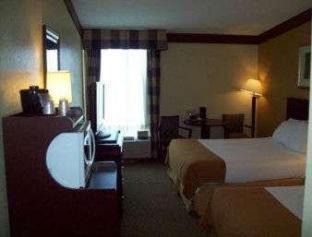Tahlequah Hotel | Days Inn & Suites by Wyndham Tahlequah