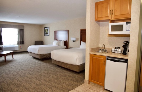 Brooks Hotel | Days Inn & Suites by Wyndham Brooks