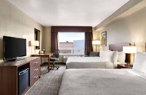 Yorkton Hotel | Days Inn & Suites by Wyndham Yorkton
