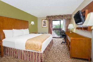 Gallup Hotel | Days Inn & Suites by Wyndham Red Rock-Gallup