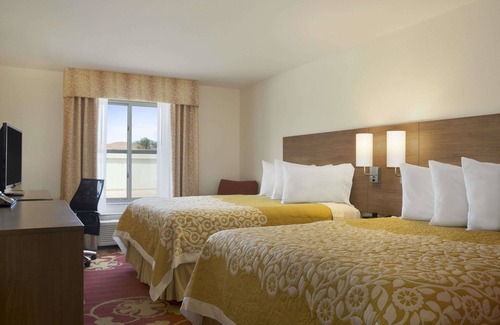 Lafferty Hotel | Days Inn & Suites by Wyndham Belmont