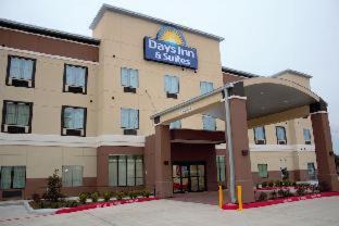 Barker Hotel | Days Inn & Suites by Wyndham Houston NW Cypress