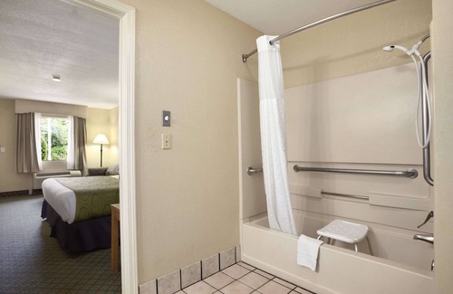 Stuttgart Hotel | Days Inn & Suites by Wyndham Stuttgart