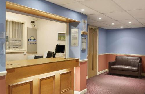 Strensham Hotel | Days Inn Tewkesbury
