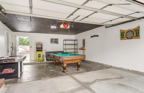 Kettering House | Dayton Family Home with Game Room Walk to City Park