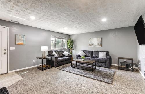 Dayton House | Dayton Home 4 Mi to Downtown, Pets Welcome!