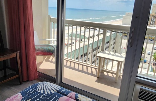 Ortona Park House | Daytona Beach Resort Spa&Conference Center Vacation Rental Getaway