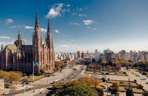 La Plata Hotel | Dazzler by Wyndham La Plata