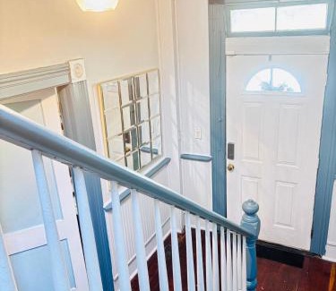 Waycross Apartment | Dazzling Downtown Delight