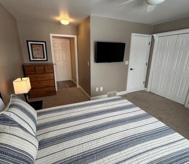 Ledgeview House | Dbl ensuites in Green Bay