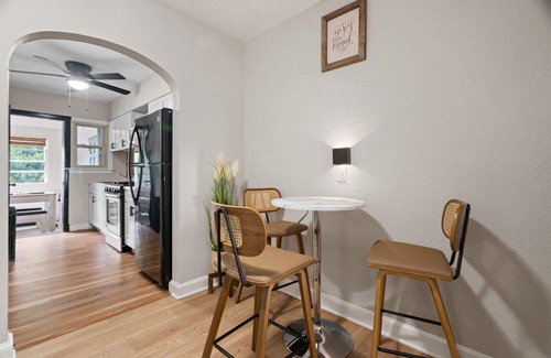 Fairlawn Condo | DC Retreat in Capitol Hill—Pets, Parking & Metro