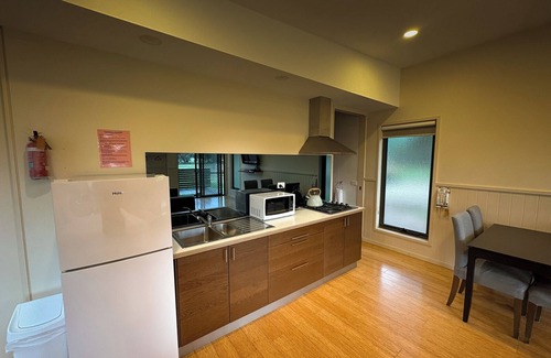 Cape Otway Cabin | DE 1 - Deluxe Open Plan Cabin