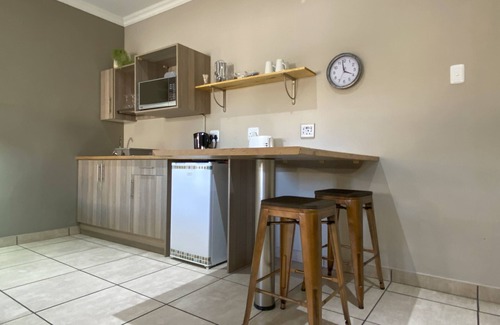 Oudtshoorn Bed & Breakfast | De Akker Guest House