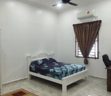 Kampung Gong Badak House | De Asfa Homestay
