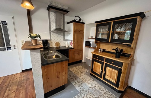 Backemoor Apartment | de Buhr, Herma 95159 - Ferienwohnungwallheckenblick Schatteburg