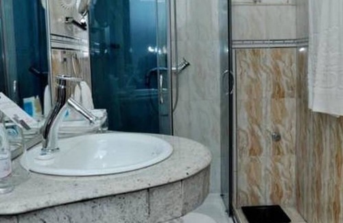 Port Harcourt Hotel | De Edge Hotel