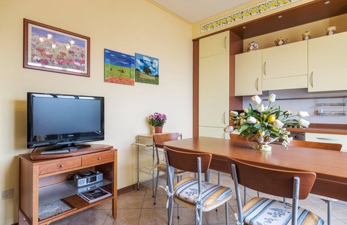 Sale Marasino Apartment | De Gasperi 14 - Two Bedroom Apartment, Sleeps 4