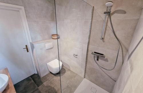 Hindeloopen Apartment | De Gelukskever renovated 2024