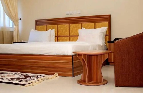 Kano Hotel | De Guest Pride Hotel and Suites
