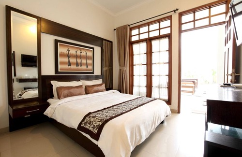 Malabar Hotel | De Halimun Guest House