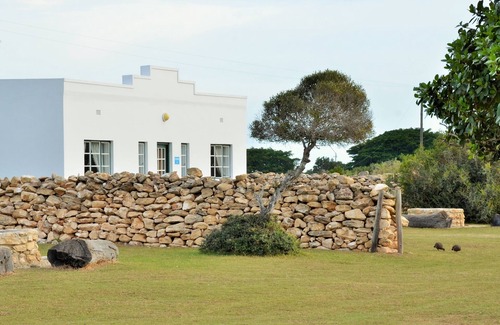 Bredasdorp Cottage | De Hoop Equipped Cottages