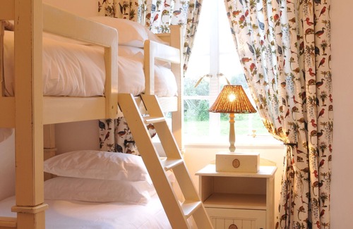 Bredasdorp House | De Hoop Village Cottages