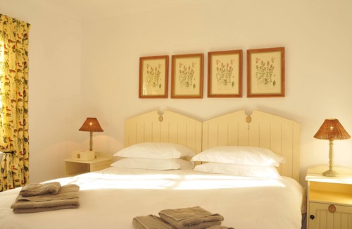 Bredasdorp House | De Hoop Village Cottages