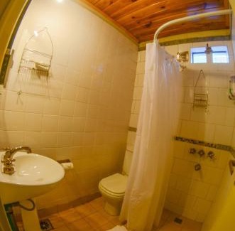 Puerto Piramides Hotel | De Luna