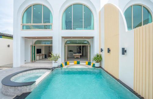 Koh Lan Hotel | De Lunar Kohlarn