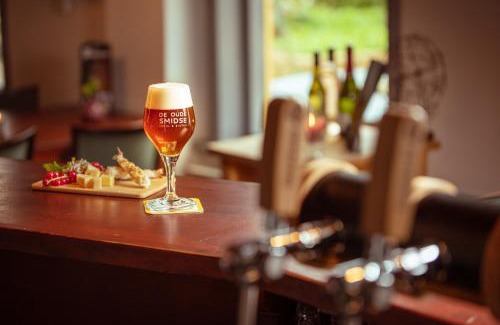 Westernieland Hotel | De Oude Smidse