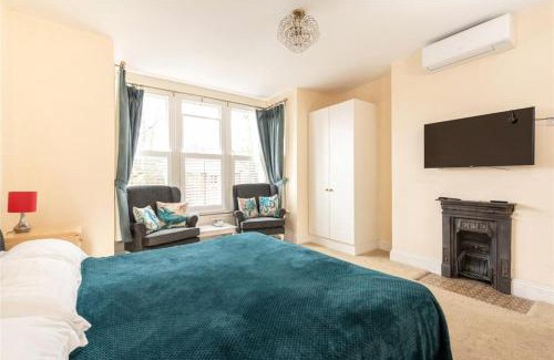 Bedford House | De Parys Guest House - Fully Airconditioned
