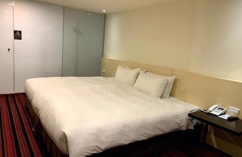 West District Hotel | de rěve Express Hotel