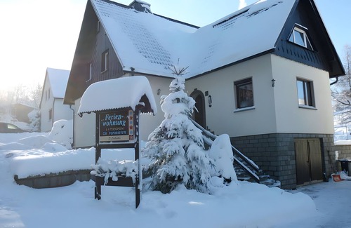 Holzhau Apartment | Apartment 'Gemütliche In Holzhau' with Private Terrace, Private Garden and Wi-Fi