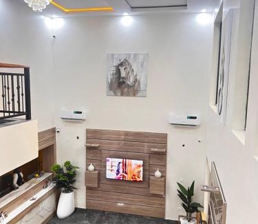 Lagos Hotel | De Rigg Place Embassy