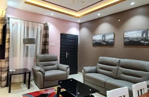 Abeokuta Hotel | De Skywood Hotel and Suites