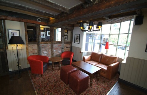 Alderley Edge Hotel | De Trafford Hotel by Greene King Inns