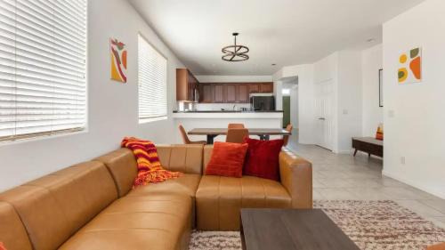 Coachella House | Desert Oasis w Pool Spa BBQ Outdoor Dining Under the Palms Calle Tolosa by AvantStay