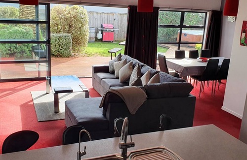 Martinborough House | De Vine Martinborough #14 Luxury holiday home