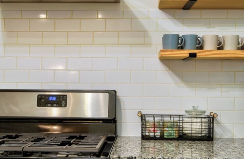 Winston - Salem House | Deacon Stays: The Brookwood - Walk to WFU