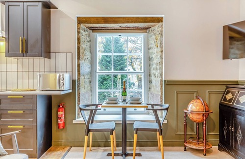 Chapel en le Frith Cottage | Deacons Apartment 2 - UK45212