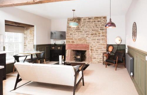 Chapel en le Frith Apartment | Deacons Bank Penthouses, Two Luxury Apartments
