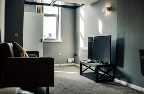 Kirkheaton Apartment | Dealhouse-Apartments 5