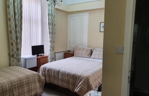 Kilmarnock Bed & Breakfast | Dean Park Guest House