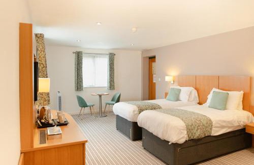 Aylburton Hotel | Deangate Motel