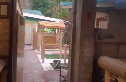 Odiongan House | Dear sports bar and villa