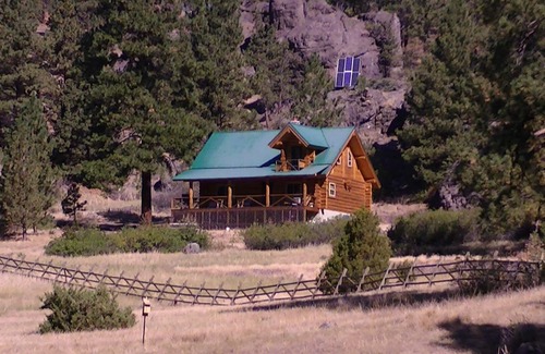 Cascade Cabin | Dearborn River Log Cabin with 3/4 mi River Frontage & 72 Acres to Roam