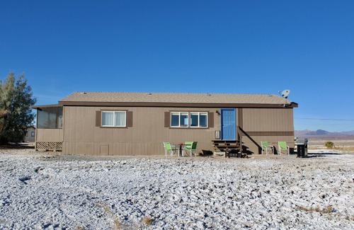 Tecopa House | Death Valley Hot Springs Charm 1BR